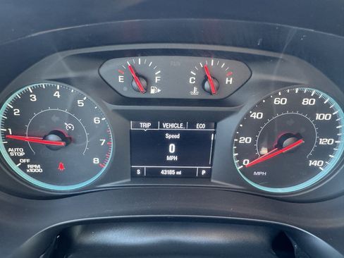 Used 2019 Chevrolet Malibu LT FWD image 25