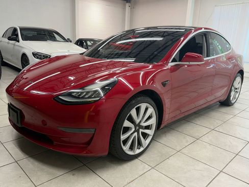 Used 2018 Tesla Model 3 Long Range AWD/4WD image 3