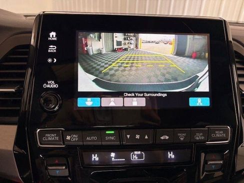 Used 2022 Honda Odyssey EX-L image 18