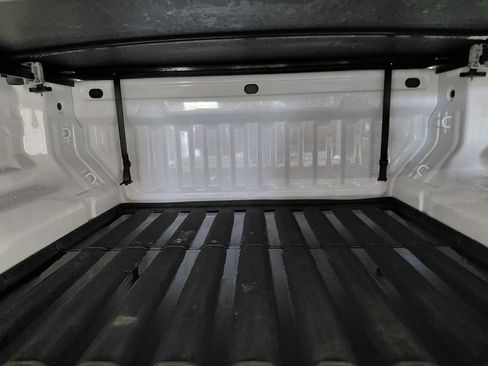 Used 2024 GMC Canyon Elevation w/ Elevation Premium Package AWD/4WD image 9