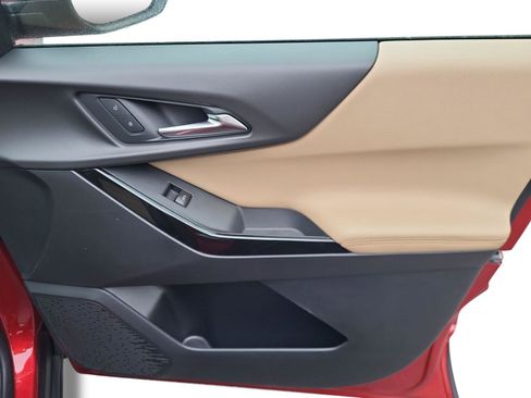 New 2026 Chevrolet Equinox ACTIV w/ Convenience Package III FWD image 15