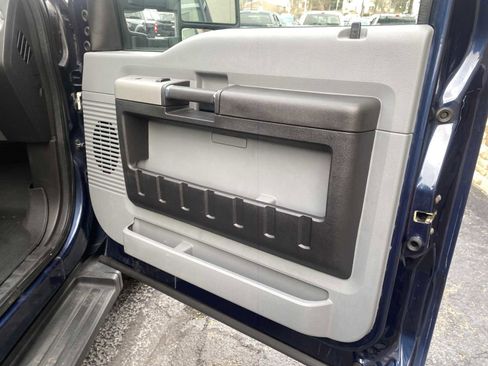 Used 2015 Ford F250 XLT w/ XLT Value Package image 35