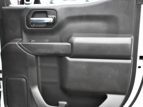 Used 2021 Chevrolet Silverado 1500 LT w/ LPO, Dark Essentials Package image 15