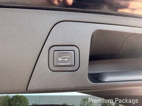 Used 2020 Buick Envision Premium AWD/4WD image 25
