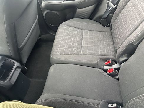 Used 2023 Honda HR-V LX image 29