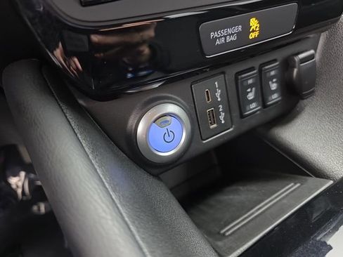 Used 2023 Nissan Leaf SV Plus image 38