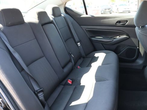 Used 2023 Nissan Altima 2.5 SV FWD image 30