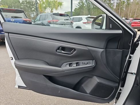 New 2025 Nissan Sentra S image 31