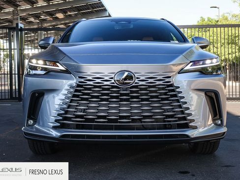 New 2026 Lexus RX 450h AWD image 2