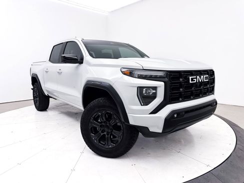 Used 2024 GMC Canyon Elevation w/ Elevation Premium Package image 1