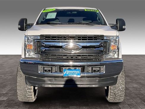 Used 2019 Ford F250 XLT image 3