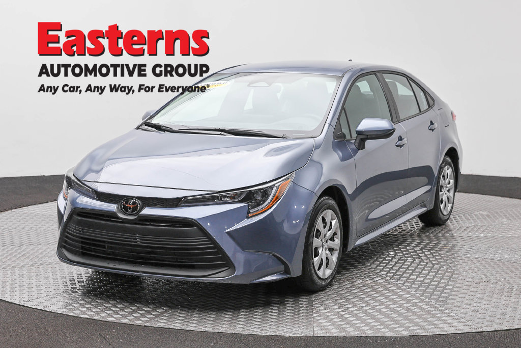 Used 2026 Toyota Corolla LE FWD image 1