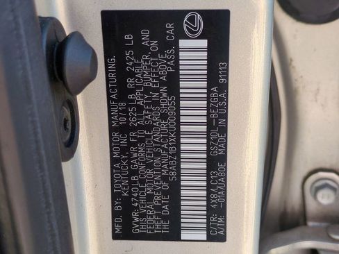 Used 2019 Lexus ES 350 Ultra Luxury image 32