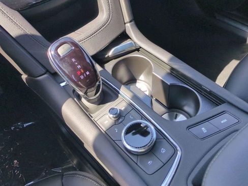 New 2026 Cadillac XT5 Luxury AWD/4WD image 8