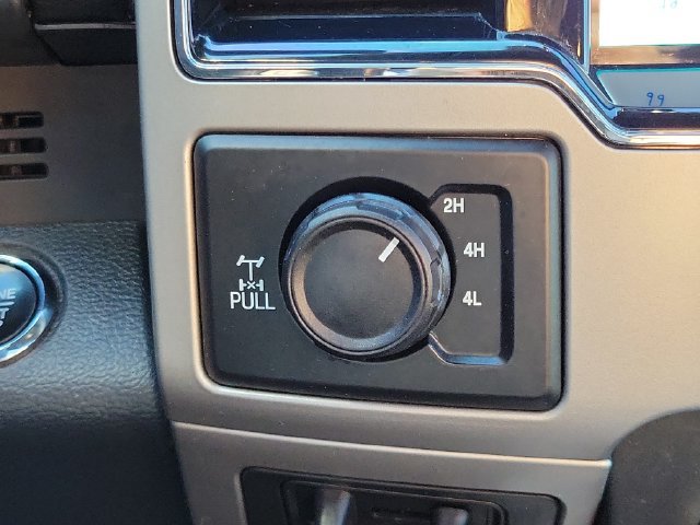 Used 2022 Ford F350 Lariat w/ Tremor Off-Road Package AWD/4WD image 26