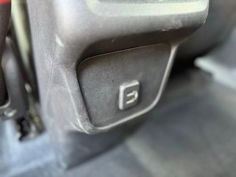 Used 2023 Chevrolet Equinox LT image 21