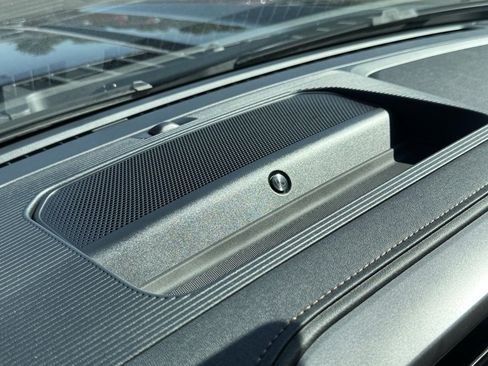 New 2025 Ford F150 Lariat w/ Equipment Group 502A High image 45