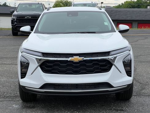 New 2026 Chevrolet Trax LT w/ LT Convenience Package FWD image 37