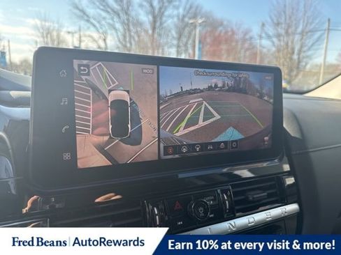 New 2026 Nissan Pathfinder SL image 15