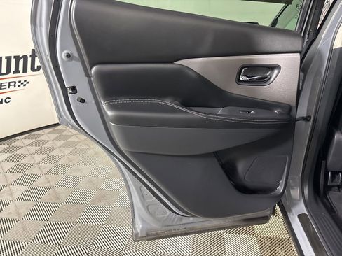Used 2024 Nissan Murano SL image 25