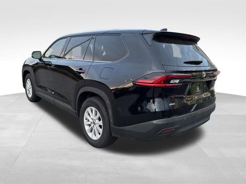 Used 2025 Toyota Grand Highlander AWD image 3
