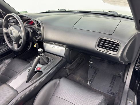 Used 2005 Honda S2000 image 14