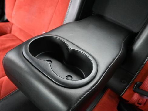 Used 2016 Dodge Challenger SRT Hellcat image 50