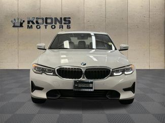 Used 2022 BMW 330i xDrive Sedan w/ Driving Assistance Package AWD/4WD video 3