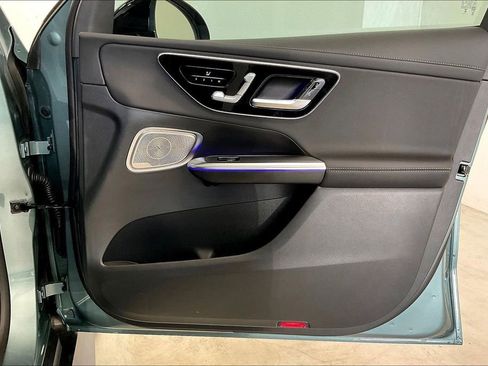 Used 2026 Mercedes-Benz GLC 300 4MATIC image 21