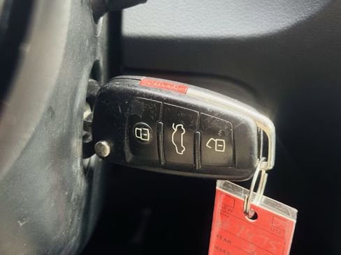 Used 2017 Audi Q3 2.0T Premium image 32