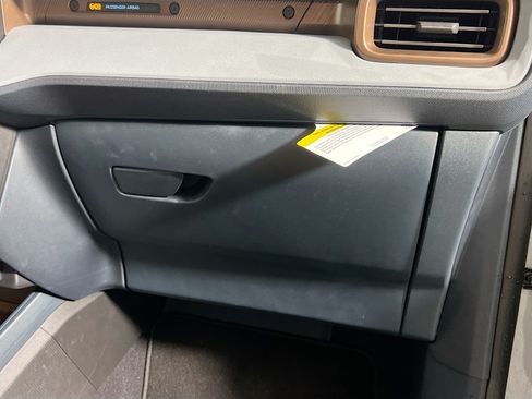 Used 2023 Ford Maverick Lariat FWD image 34