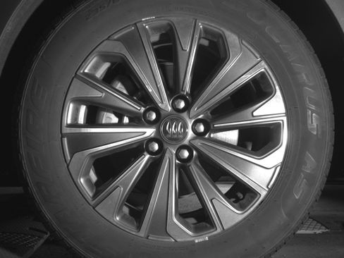 Used 2024 Buick Envision Preferred AWD/4WD image 12