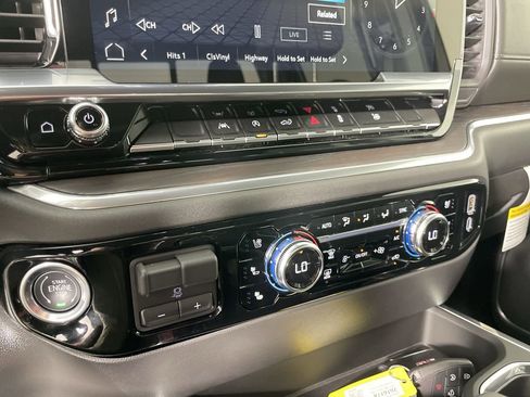 Used 2026 GMC Sierra 1500 SLT w/ SLT Premium Package image 18