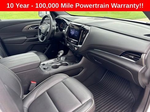 Used 2023 Chevrolet Traverse Premier AWD/4WD image 25