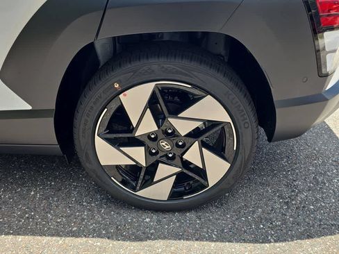 New 2026 Hyundai Kona Limited FWD image 14