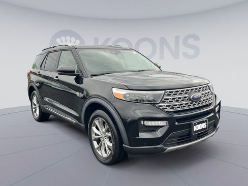 Used 2021 Ford Explorer Limited w/ Equipment Group 301A image 10