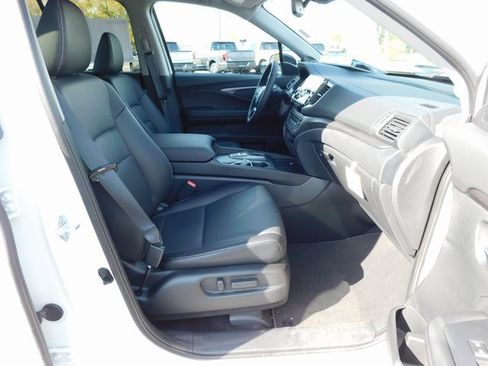 New 2025 Honda Ridgeline RTL image 22