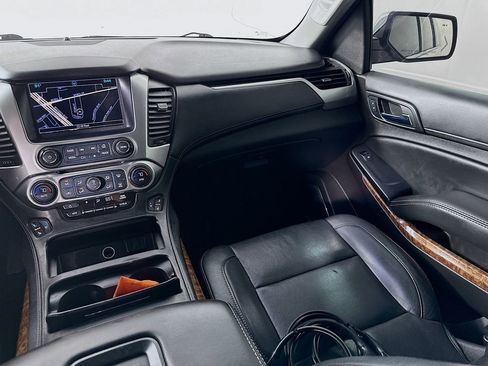 Used 2016 Chevrolet Suburban LTZ image 24