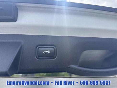 Used 2024 Hyundai Tucson Limited FWD image 7