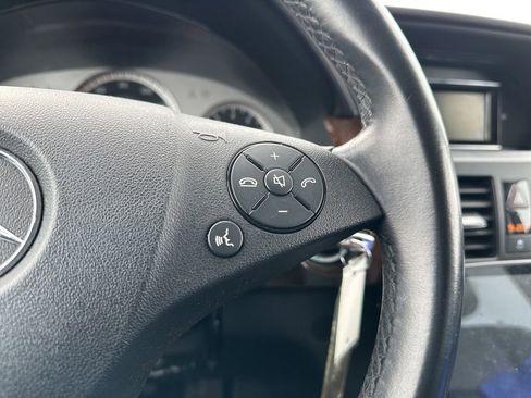 Used 2012 Mercedes-Benz GLK 350 4MATIC image 22