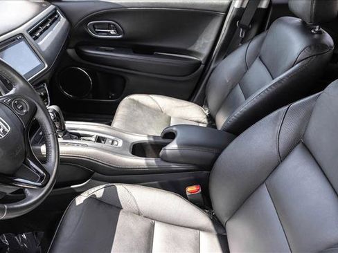 Used 2017 Honda HR-V EX-L image 11