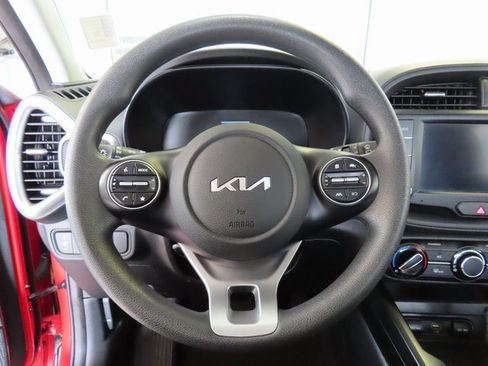 Used 2024 Kia Soul LX w/ Option Group 015 image 8