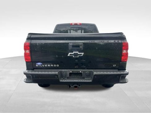 Used 2018 Chevrolet Silverado 1500 LT w/ Midnight Edition AWD/4WD image 4