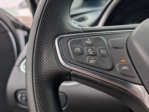 Used 2024 Chevrolet Malibu LT image 28