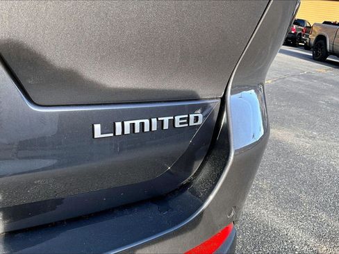 New 2025 Jeep Grand Cherokee L Limited image 13