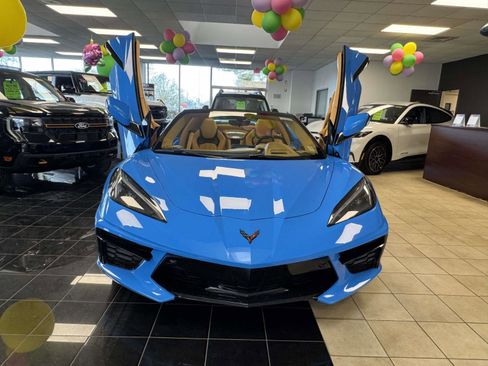 Used 2023 Chevrolet Corvette Stingray Premium Conv w/ 3LT image 38
