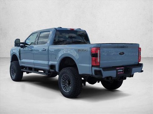 New 2026 Ford F250 Lariat w/ Black Appearance Package AWD/4WD image 9