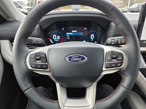 New 2026 Ford Explorer Active w/ Active Comfort Package image 15