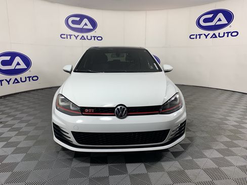 Used 2016 Volkswagen GTI SE w/ Lighting Package (SEL) FWD image 9