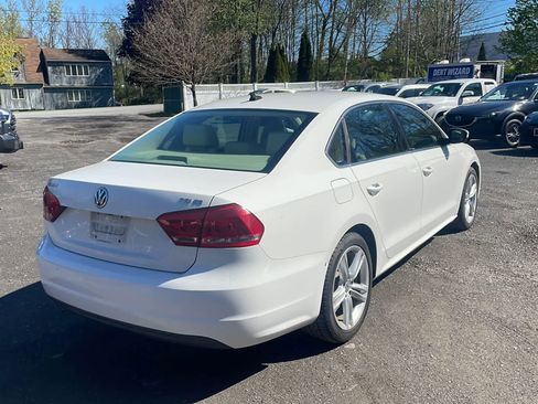 Used 2014 Volkswagen Passat 1.8T SE FWD image 8